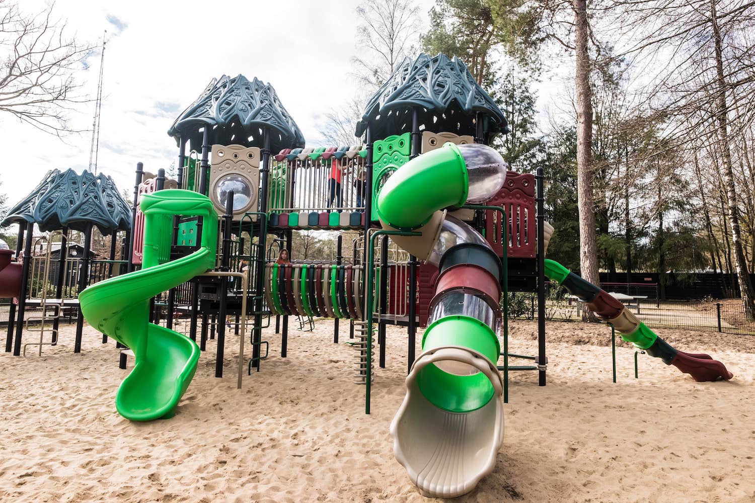 Maatwerk speeltoestel op Vakantiepark Het Lierderholt in Beekbergen