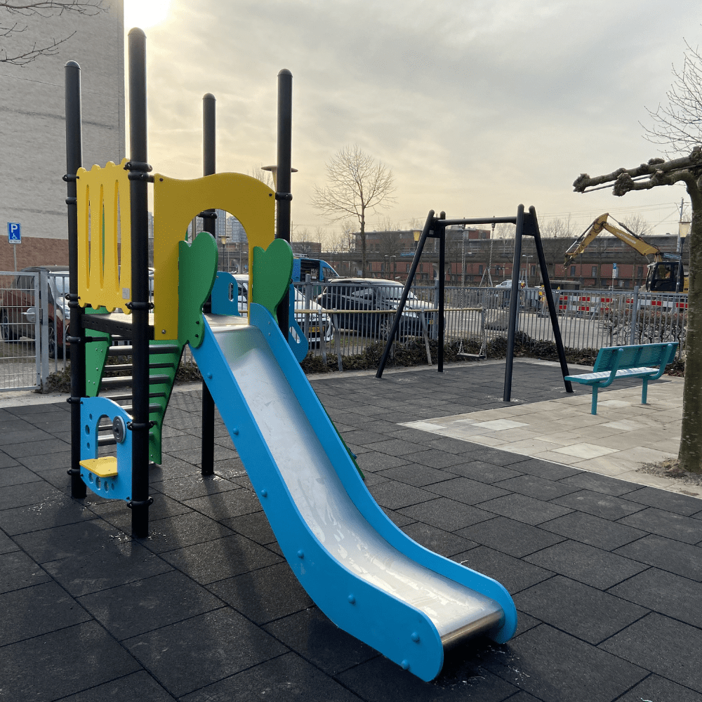 Kleur op speelplekken bij Ipse de Bruggen Bolsterberg in Zoetermeer